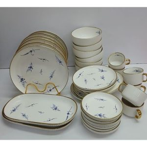 32 Pcs Premium Ceramic Dinner Set – White Flowered Elegant Tableware