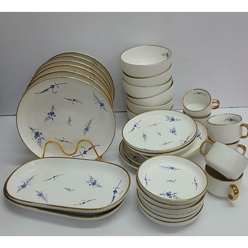 32 Pcs Premium Ceramic Dinner Set – White Flowered Elegant Tableware