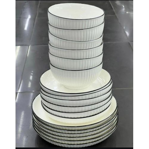 Dinner Set 18-Piece Japanese Ceramic Dinnerware Set – 6 Bowls, 6 Side Plates & 6 Dinner Plates
